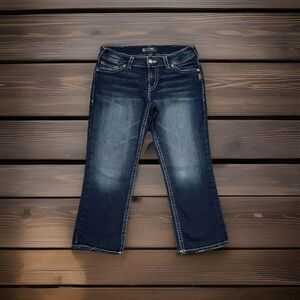 Silver Jeans Suki Mid Capri 31 (31x22) Dark Wash Blue Denim Stretch Womens